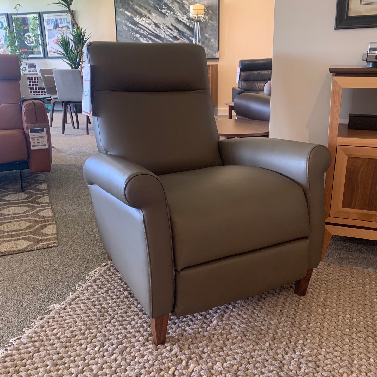 Ada Recliner