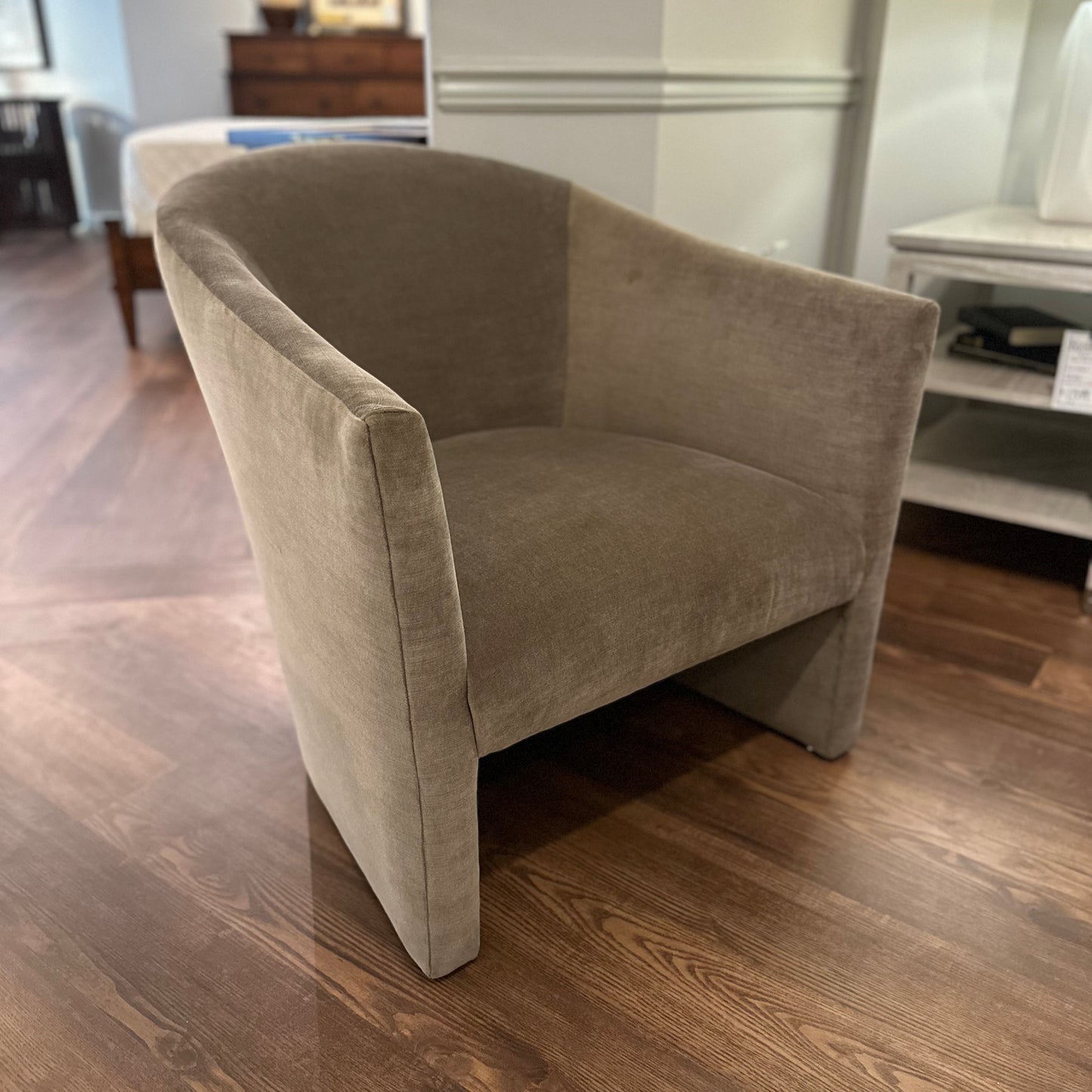 Jessica Charles Bledsoe Chair
